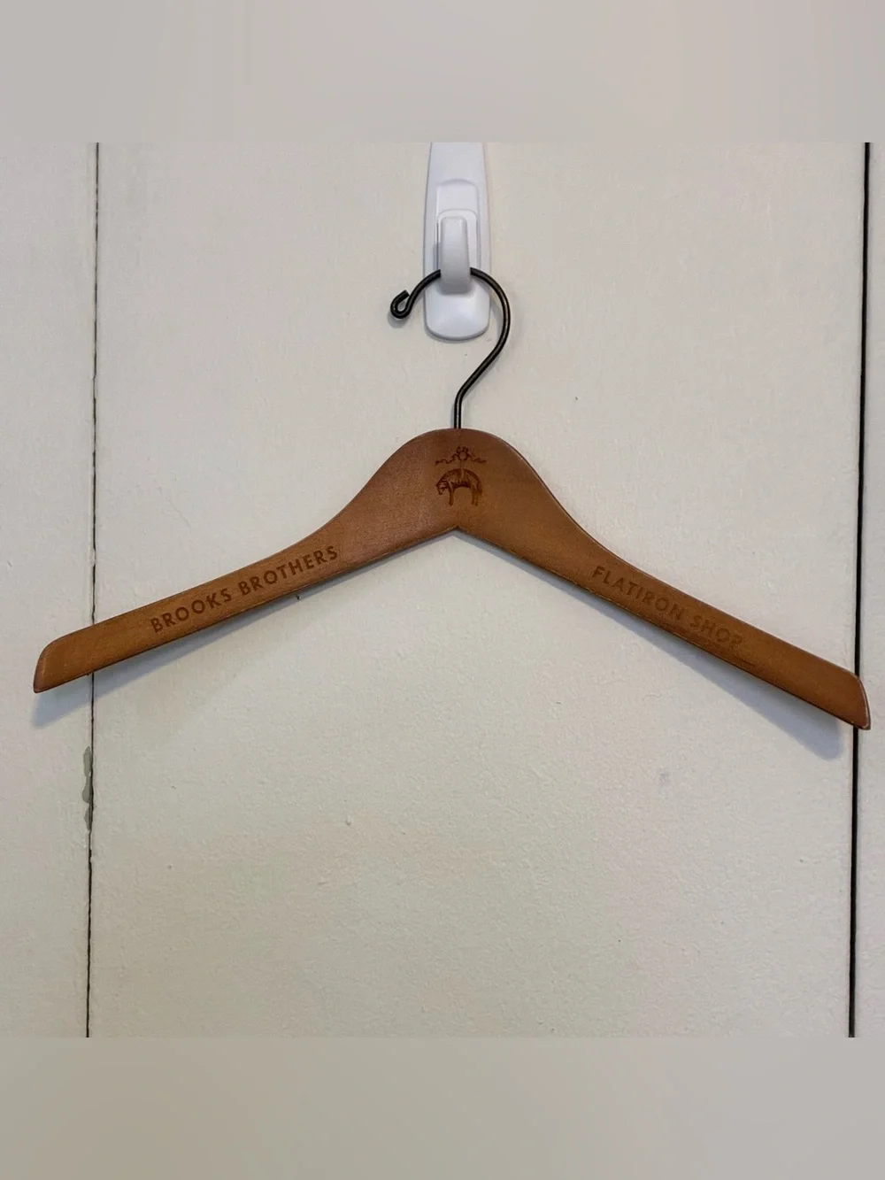 Brooks Brothers Golden Fleece Brown Wooden Hanger-Flat Iron Store